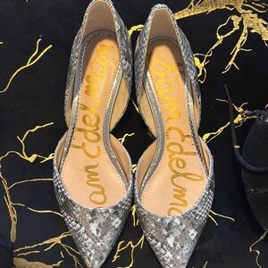 Sam Edelman Gray Flats with Metallic snakeskin Finish